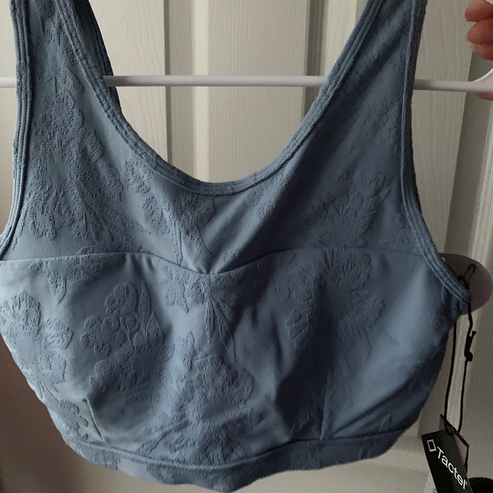 Mono B Brand New Texture Print Sports Bra Size Large